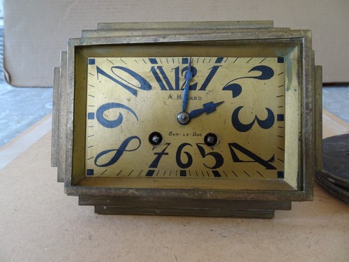 Altes kaminuhrwerk vorne - kaminuhrwerk,